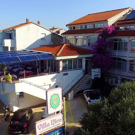 Πανσιόν Triple Diklo 16023w Ζαντάρ